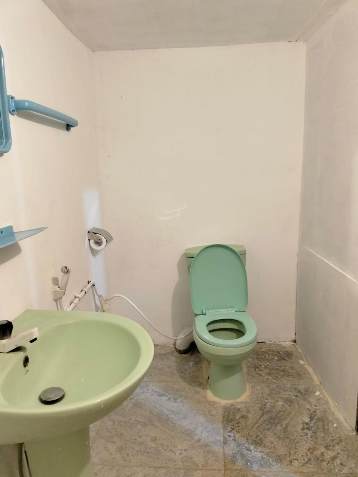 アルガムベイ Costels Arugambayホステル 部屋 写真